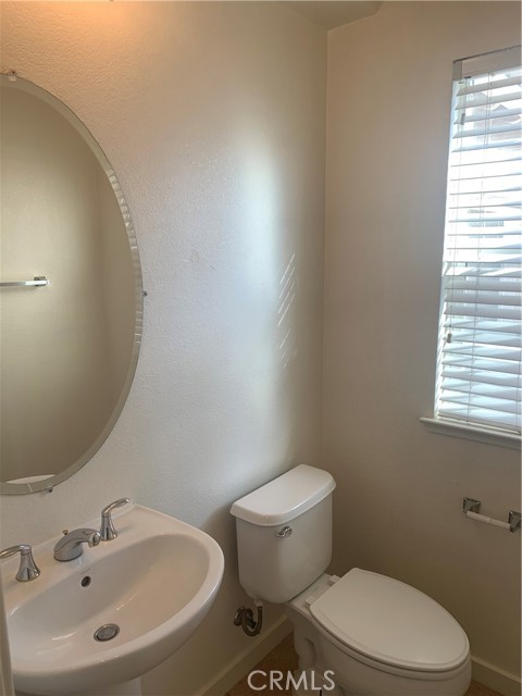 Detail Gallery Image 6 of 14 For 1373 Rincon Dr, Merced,  CA 95348 - 3 Beds | 2/1 Baths