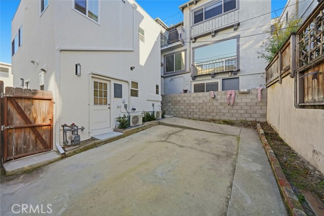 Detail Gallery Image 16 of 17 For 220 39th a,  Manhattan Beach,  CA 90266 - 1 Beds | 1 Baths