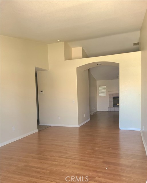 15358 San Miguel Way, Victorville CA: https://media.crmls.org/medias/a40177f4-d8c8-468f-bb03-c0b620ab1f6c.jpg