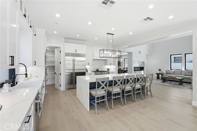 1612 Gates Avenue, Manhattan Beach CA: https://media.crmls.org/medias/a401c371-aa9d-4179-bef7-11be12191d48.jpg