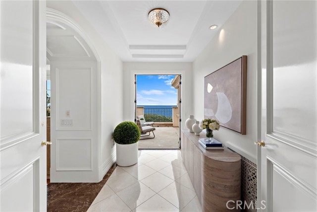 Detail Gallery Image 31 of 73 For 50 Pelican Crest Dr, Newport Coast,  CA 92657 - 6 Beds | 6/2 Baths