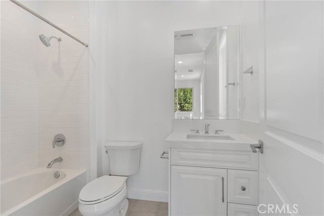 Detail Gallery Image 25 of 66 For 20448 W Liverpool Way, Porter Ranch,  CA 91326 - 5 Beds | 6 Baths