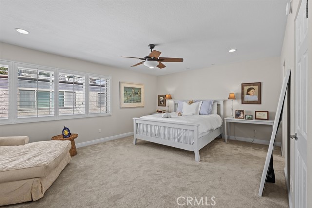 22255 1/4 Erwin Street, Woodland Hills CA: https://media.crmls.org/medias/a402f933-1556-4587-a1b2-836e77ad6891.jpg