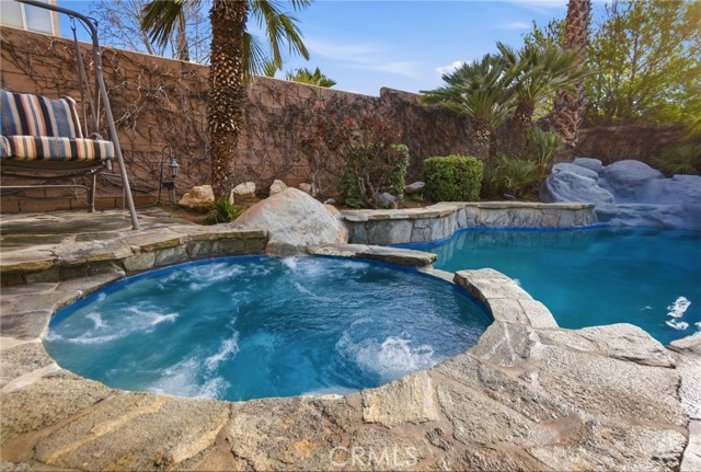 Detail Gallery Image 3 of 39 For 40125 Palmetto Dr, Palmdale,  CA 93551 - 4 Beds | 2/1 Baths