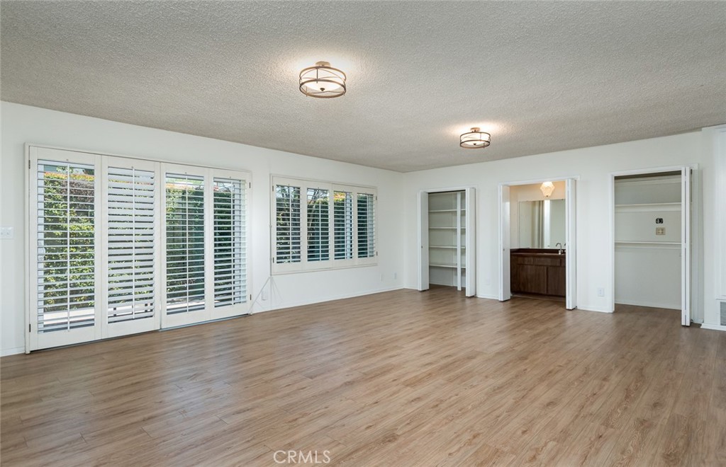 303 S Kenneth RoadBurbank img 29