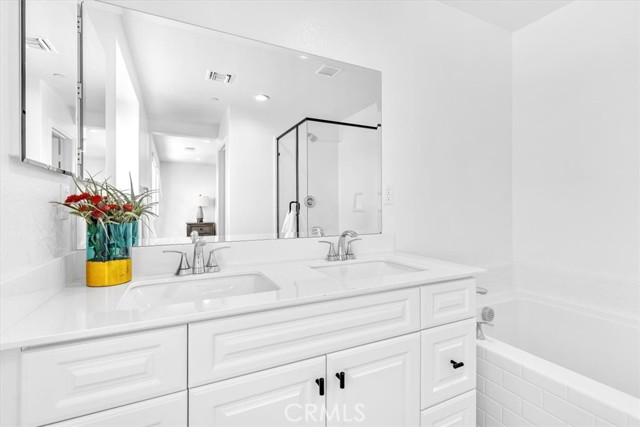 Detail Gallery Image 19 of 41 For 28300 Abbey, Menifee,  CA 92585 - 4 Beds | 2/1 Baths