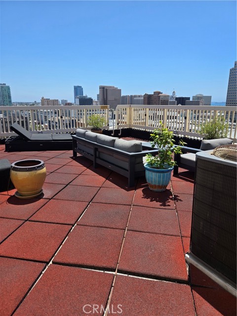 Detail Gallery Image 27 of 34 For 315 W 3rd St #1003,  Long Beach,  CA 90802 - 1 Beds | 1 Baths