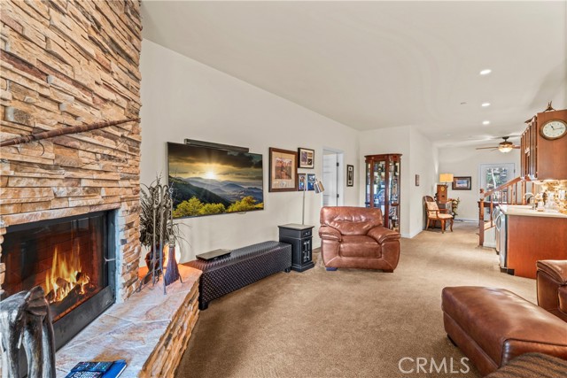 Detail Gallery Image 30 of 52 For 380 Pioneer Rd, Lake Arrowhead,  CA 92352 - 3 Beds | 3/1 Baths