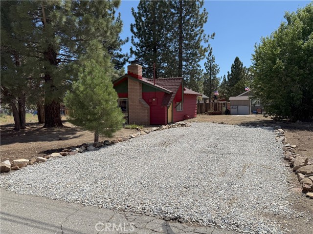 Detail Gallery Image 3 of 25 For 936 Pinon Ln, Big Bear City,  CA 92314 - 1 Beds | 1 Baths