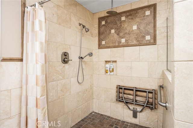 property-img
