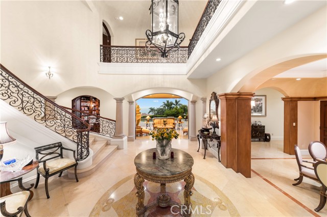 64 Laurel Drive, Rancho Palos Verdes CA: https://media.crmls.org/medias/a40673b7-05ae-4412-8630-c639a84252d4.jpg