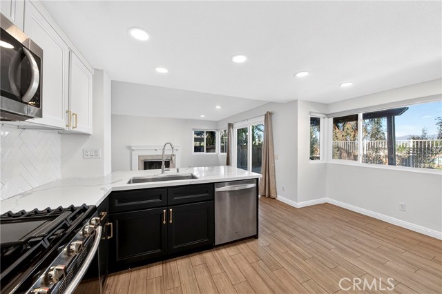 Detail Gallery Image 24 of 69 For 3355 Sterling Dr, Corona,  CA 92882 - 4 Beds | 3 Baths