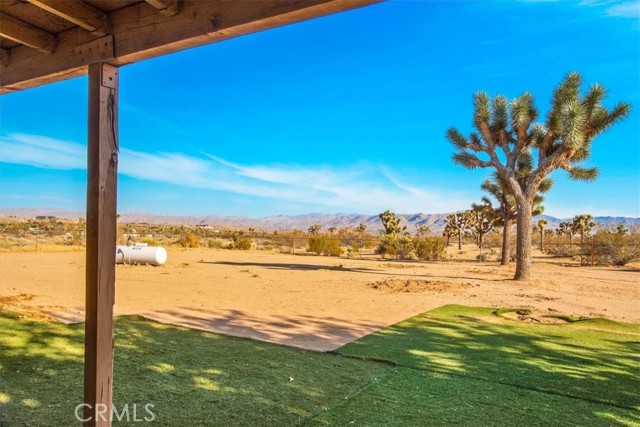 Detail Gallery Image 24 of 43 For 59099 Henderson Dr, Yucca Valley,  CA 92284 - 3 Beds | 2 Baths