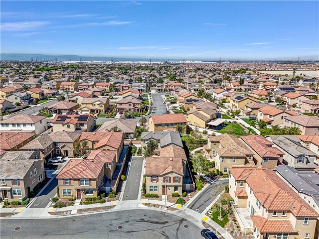 5855 Silveira Street, Eastvale CA: https://media.crmls.org/medias/a406aa32-a593-4d7a-8358-b3748fd8fb3f.jpg