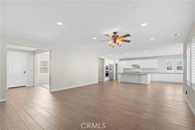 Detail Gallery Image 9 of 29 For 29916 Lomond Dr, Menifee,  CA 92585 - 4 Beds | 2/1 Baths