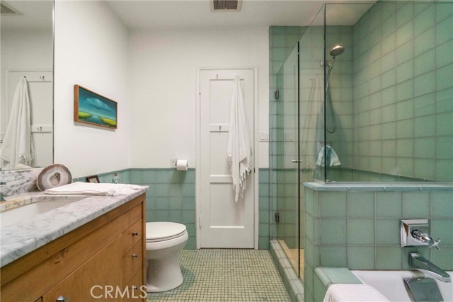 Detail Gallery Image 17 of 35 For 820 Opal St, Redondo Beach,  CA 90277 - 2 Beds | 2 Baths