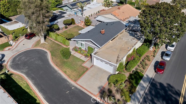 24595 Overlake Drive, Lake Forest CA: https://media.crmls.org/medias/a408034c-4fc0-41ef-80be-cd7bbadf0252.jpg
