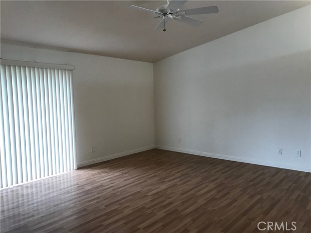 Detail Gallery Image 9 of 15 For 24372 Rimview Rd, Moreno Valley,  CA 92557 - 3 Beds | 2 Baths