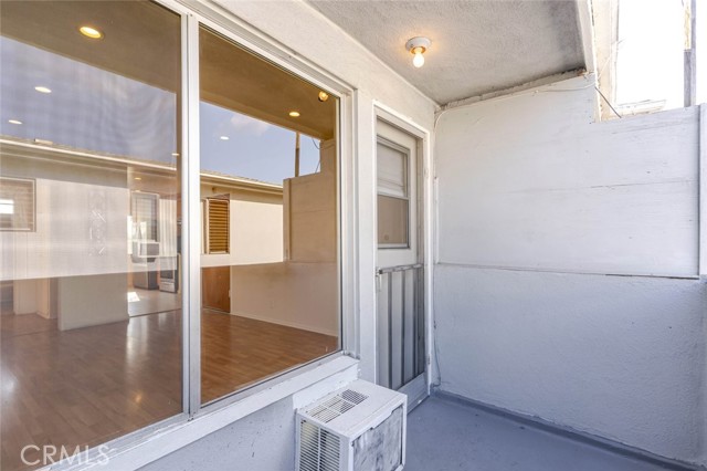 Detail Gallery Image 17 of 19 For 1128 N Edgemont St #6,  Los Angeles,  CA 90029 - 1 Beds | 1 Baths
