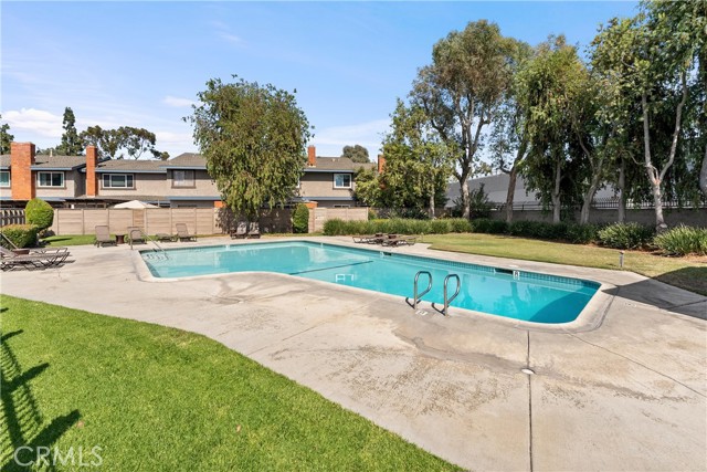Image 34 of 48 For 11702 Gloria Court