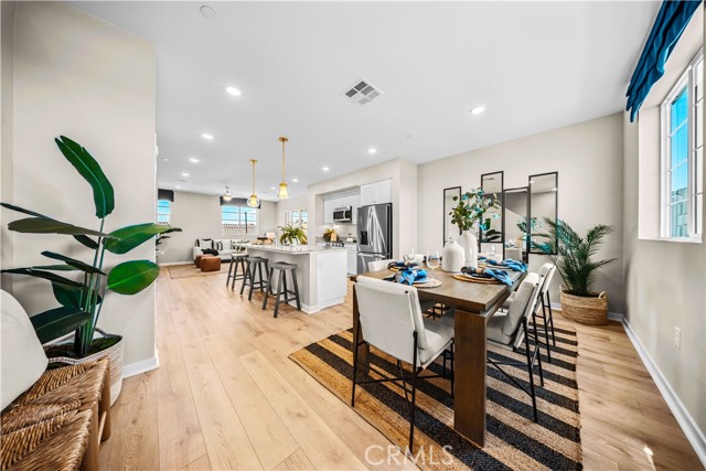 Detail Gallery Image 10 of 23 For 2864 via Dolomito, Camarillo,  CA 93012 - 2 Beds | 2/1 Baths