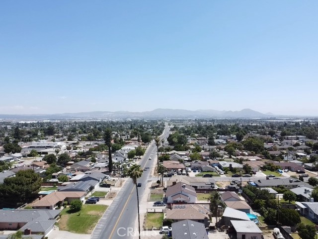 6718 Del Rosa Avenue, San Bernardino CA: https://media.crmls.org/medias/a409fa96-dd53-41cd-84f4-b30a29cbb226.jpg
