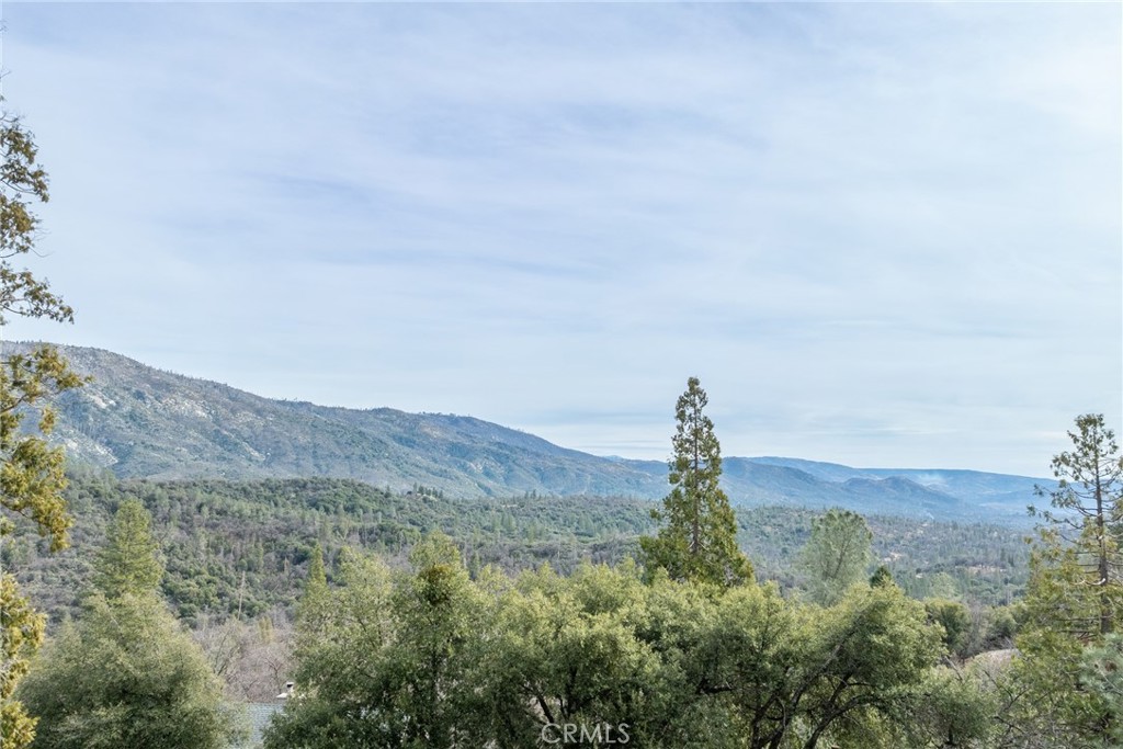 https://media.crmls.org/medias/a40a19fd-effa-41cb-8e0d-6b4a8df930d5.jpg?preset=X-Large