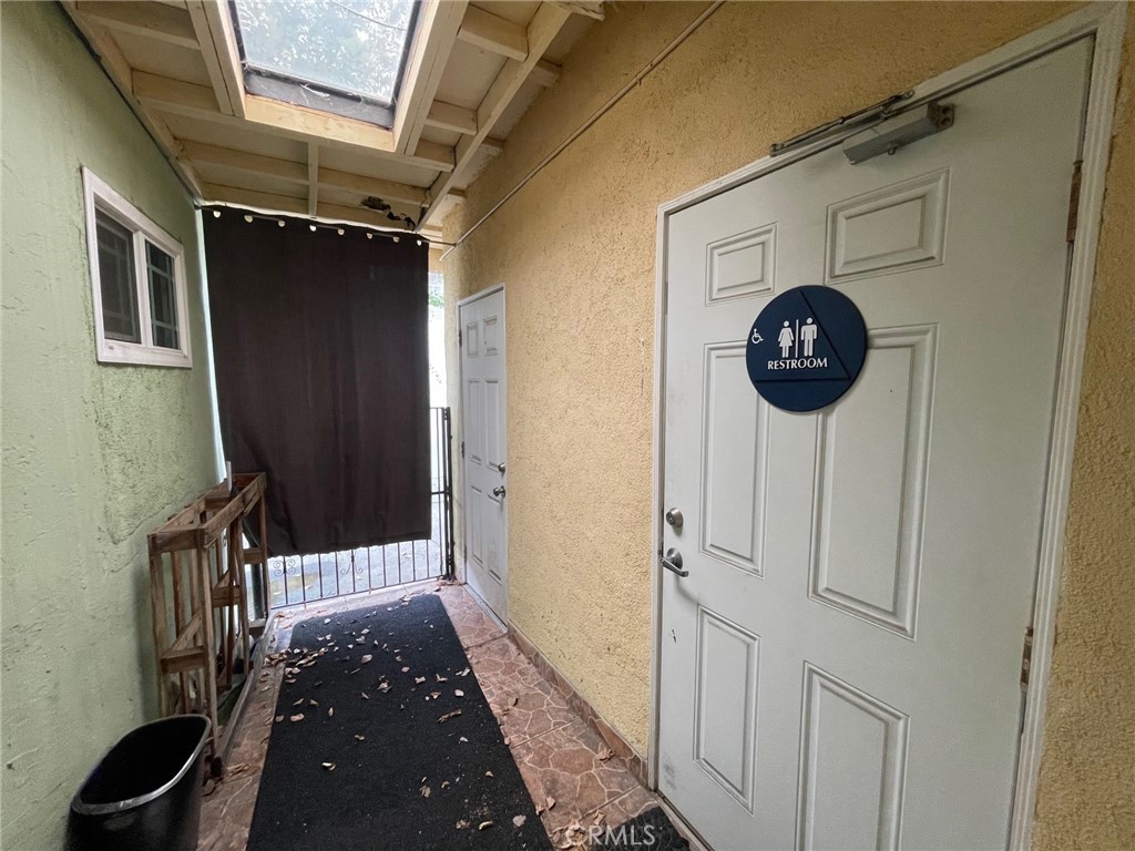 MLS #WS25247522 image #12