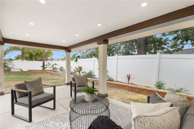 17822 Aberdeen Lane, Villa Park CA: https://media.crmls.org/medias/a40a846c-0e7c-4c8e-9a52-365585be0556.jpg