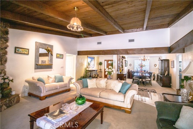 2509 Euclid E, Upland CA: https://media.crmls.org/medias/a40aa1b2-1d4e-4c60-b2f4-ac9f63795049.jpg