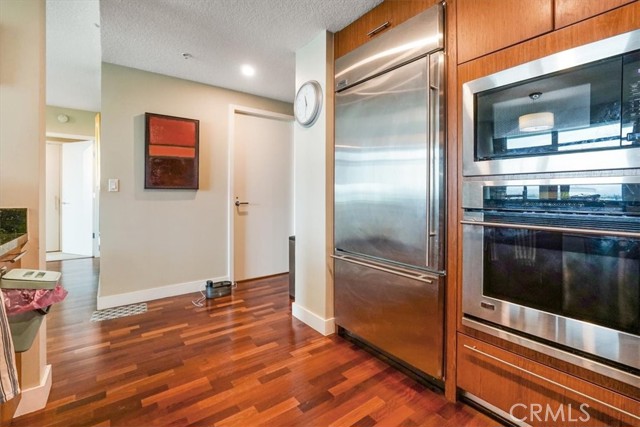 3141 Michelson Drive, Irvine CA: https://media.crmls.org/medias/a40abcbd-c05e-4fad-b467-aaa67be559a3.jpg