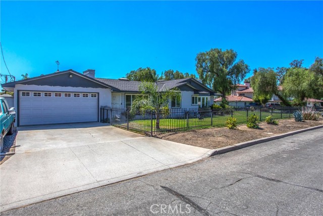 Detail Gallery Image 21 of 22 For 3095 Pepper Tree Ln, San Bernardino,  CA 92404 - 3 Beds | 2/1 Baths