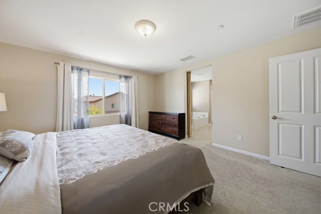 Detail Gallery Image 18 of 38 For 26856 Cherry Willow, Canyon Country,  CA 91387 - 4 Beds | 3 Baths