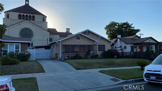 4247 Kenwood Avenue Los Angeles CA 90037