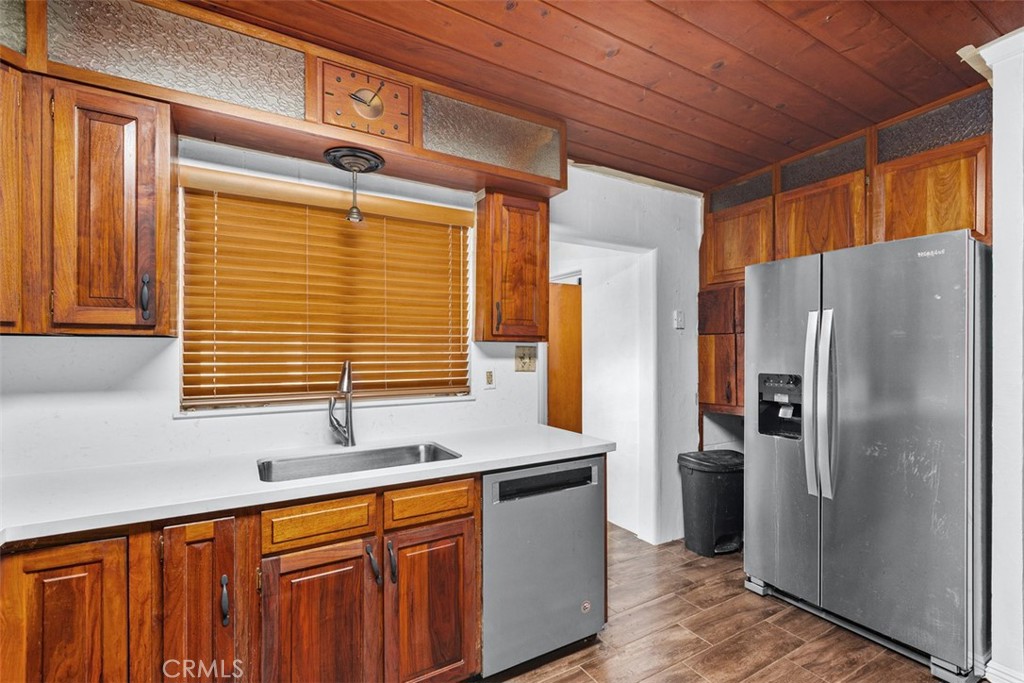 MLS #CV25237928 image #8