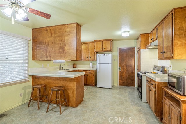 42631 51st W Street, Quartz Hill CA: https://media.crmls.org/medias/a40c1b3f-2ec3-4fff-bc7c-6b686f969746.jpg