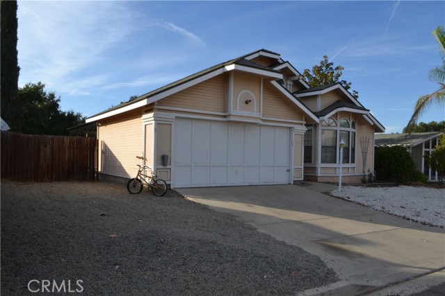 Detail Gallery Image 3 of 25 For 33421 Hidden Hollow Dr, Wildomar,  CA 92595 - 3 Beds | 2 Baths