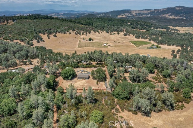 18501 Rustic Ridge Road, Lower Lake CA: https://media.crmls.org/medias/a40cd75c-7494-4e07-9aa4-461cee52ddbb.jpg