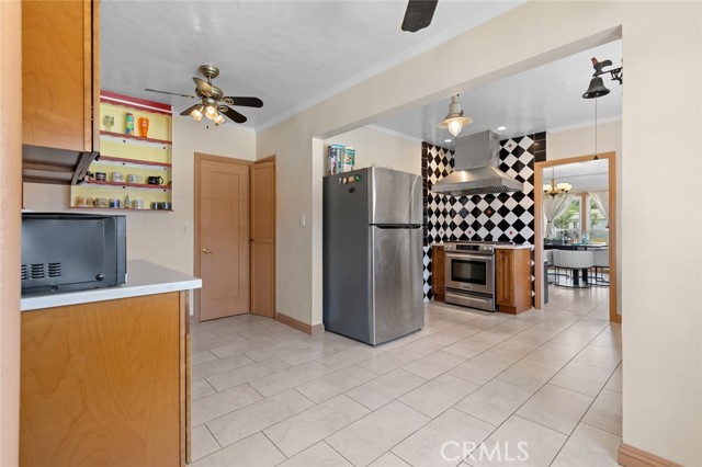 Detail Gallery Image 15 of 26 For 12391 Euclid St, Garden Grove,  CA 92840 - 4 Beds | 2 Baths
