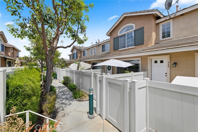 Detail Gallery Image 18 of 20 For 955 S Billings Way, Anaheim Hills,  CA 92808 - 2 Beds | 2 Baths