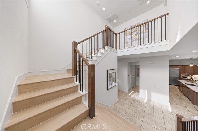 Detail Gallery Image 27 of 48 For 12000 Mirabel, Porter Ranch,  CA 91326 - 5 Beds | 4/1 Baths