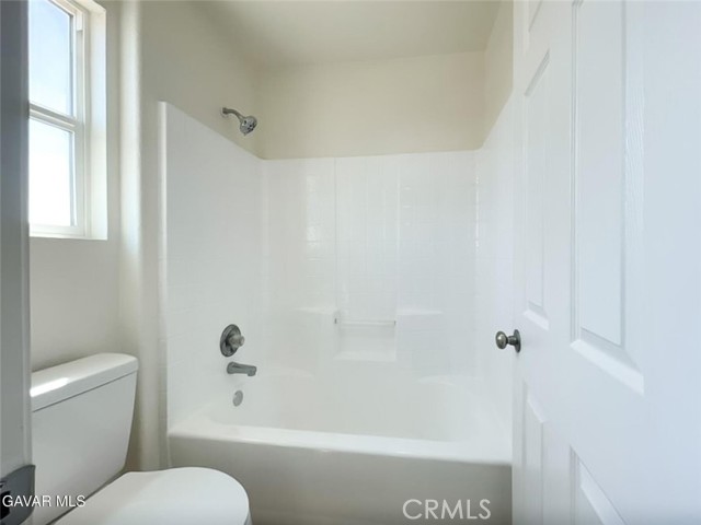 Detail Gallery Image 35 of 46 For 6727 Miramar, Palmdale,  CA 93551 - 5 Beds | 2/1 Baths