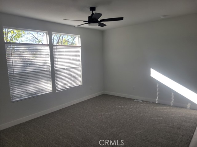 Detail Gallery Image 10 of 12 For 25177 Avenida Valencia, Homeland,  CA 92548 - 3 Beds | 2 Baths