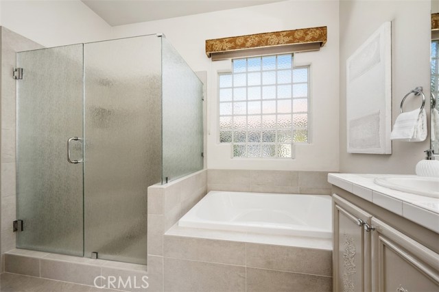Detail Gallery Image 21 of 45 For 22971 Castle Pines Ct, Murrieta,  CA 92562 - 3 Beds | 2/1 Baths