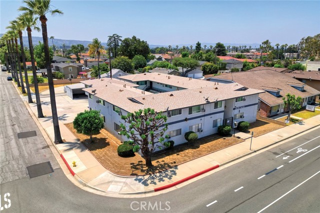 270 E Badillo Street, Covina CA: https://media.crmls.org/medias/a40df38b-1afc-45be-bc97-1e31fccdc0fa.jpg