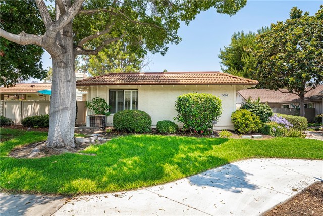 3093 Via Serena N # B, Laguna Woods, California 92637, 2 Bedrooms Bedrooms, ,Residential Lease,For Rent,3093 Via Serena N # B,CROC25156109