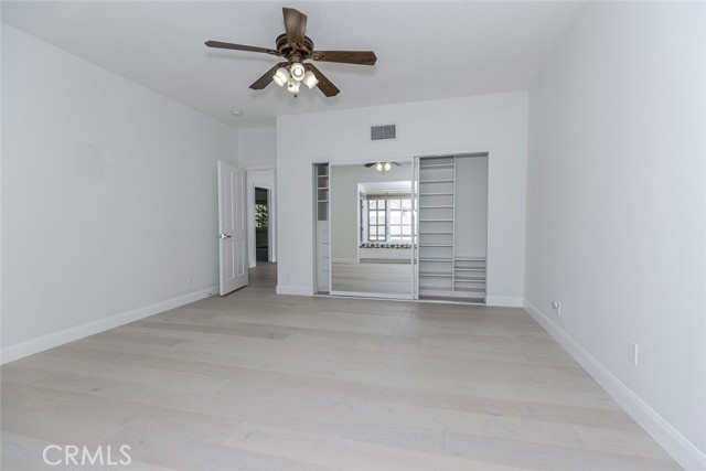 6037 Little Oak Lane, Woodland Hills CA: https://media.crmls.org/medias/a40e627a-56b3-428d-a88c-68ad38602c2c.jpg