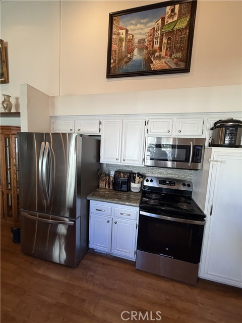 Detail Gallery Image 5 of 31 For 743 Calle Bahia, San Clemente,  CA 92672 - 2 Beds | 2 Baths