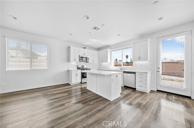 Detail Gallery Image 18 of 25 For 3524 Smith St, Jurupa Valley,  CA 92509 - 4 Beds | 2 Baths