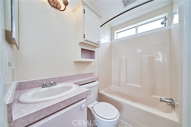 Detail Gallery Image 21 of 30 For 24100 Pennsylvania St #103,  Lomita,  CA 90717 - 2 Beds | 2 Baths